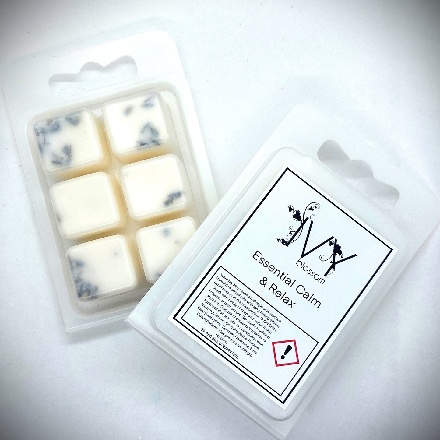 essential calm and relaxing essential oil wax melt clam shell